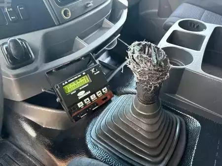 Kuorma-auto 2012 Mercedes-Benz AXOR 1829 + MANUAL + EURO 5 + LIFT + CARRIER (14)