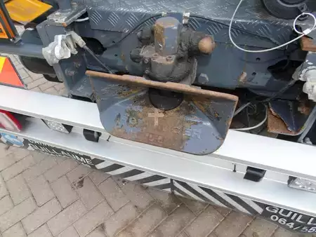 Lastebil 2005 Scania R 420 + 18.000 + 6X2 + MANUAL (10)