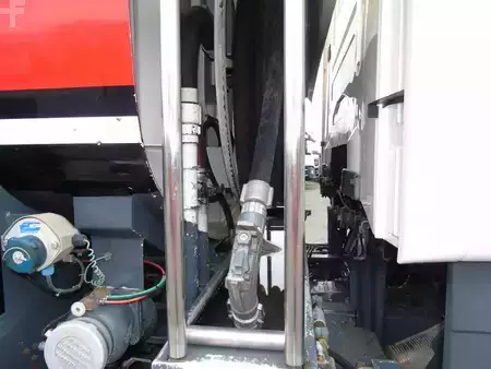 Lastebil 2005 Scania R 420 + 18.000 + 6X2 + MANUAL (13)