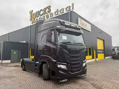 Lastkraftwagen 2024 Iveco S-WAY  570 + RETARDER + EURO 6 + SHOWTRUCK (20)