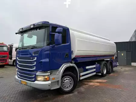 Vrachtwagen 2010 Scania G 360 + 24,500 LITER! + 6X2 + EURO 5 + PUMP/METER (2)