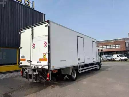 Lastbil 2012 Renault Midlum 220 DXI + CARRIER 850 supra + EURO 5 + lift + 14T (10)