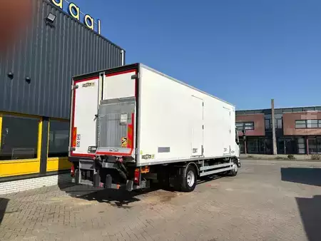 Kuorma-auto 2013 Renault MIDLUM 270 DXI + CHEREAU + CARRIER SUPRA + EURO 5 + 16T (6)
