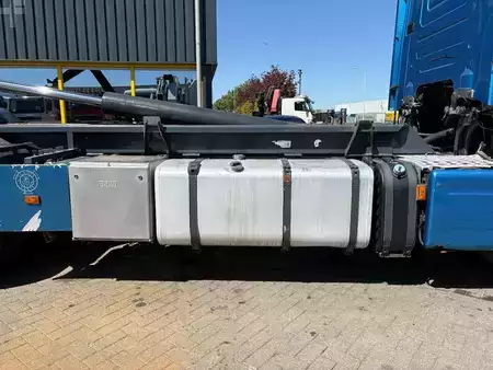 Vrachtwagen 2006 Scania R 500 + 6x2 + V8 + SPECIAL + RETARDER (11)