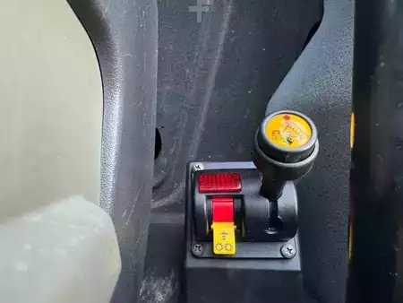 Lastebil 2007 Mercedes-Benz Axor 1843 + EPS 3 PEDALS + PTO + RETARDER (14)