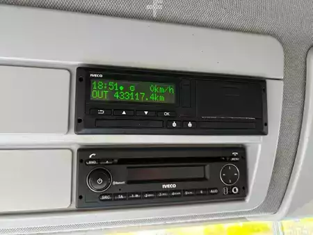 Camión 2020 Iveco 120E 21 + EURO 6 + ELEVATOR + 12t + 5x IN STOCK (19)
