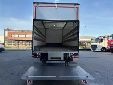 Camión 2020 Iveco 120E 21 + EURO 6 + ELEVATOR + 12t + 5x IN STOCK (5)