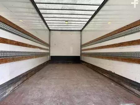 Camión 2020 Iveco 120E 21 + EURO 6 + ELEVATOR + 12t + 5x IN STOCK (6)