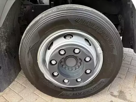 Camión 2020 Iveco Eurocargo 120E21 + euro 6 + lift + 12t + 5x in stock (11)
