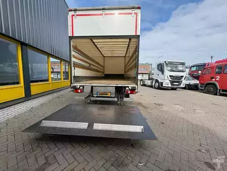 Camión 2020 Iveco Eurocargo 120E21 + euro 6 + lift + 12t + 5x in stock (8)