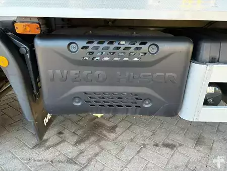 Camión 2021 Iveco 120E 210 + DHOLLANDIA LIFT + EURO 6 + 12T + 5x IN STOCK (17)