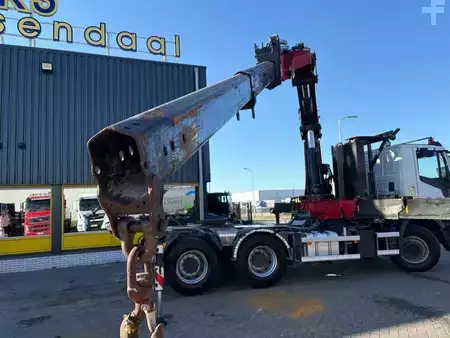 Truck 2020 Iveco Stralis 420 X-WAY + HMF 5020K-RCS 6x TRACTOR + 6X4 + EURO 6 (4)