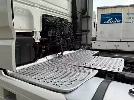 Truck 2018 DAF XF 480 FT + EURO 6 + SPOILERS + LOW KM (6)