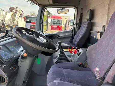 Kamion 2000 Mercedes-Benz ATEGO 1823 + HIAB-102-S 2 + Euro 2 + HOOK SYSTEM (14)