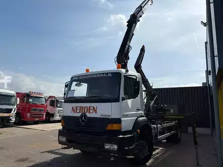 Camion 2000 Mercedes-Benz ATEGO 1823 + HIAB-102-S 2 + HOOK SYSTEM (2)