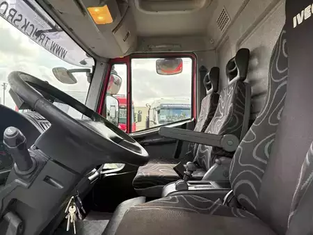 Camión 0 Iveco EUROCARGO 90E18 + EURO 5 + LOW KM + 3 SEATS (9)