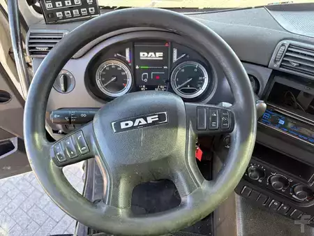 Lastbil 2014 DAF CF 290 ENGINE PERFECT + EURO 6 + CARRIER 1150 + LOADLIFT (19)