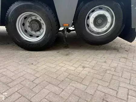 Lastbil 2010 DAF CF 85,460 + 8X2 STEERING + EURO 5 (15)