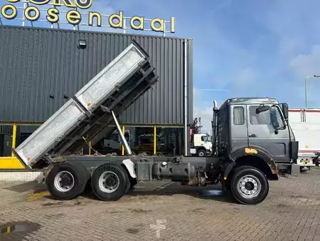 Kuorma-auto 1985 Mercedes-Benz SK 2228 + V8 + 6x4 + manual + 3 SIDE TIPPER (2)