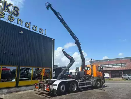 Vrachtwagen 2008 Scania P360 + HIAB 111BS-2 DUO + 6X2 + HOOKSYTEM + EURO 5 + 113,000KM! (3)