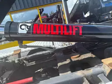 Vrachtwagen 2008 Scania P360 + HIAB 111BS-2 DUO + 6X2 + HOOKSYTEM + EURO 5 + 113,000KM! (11)