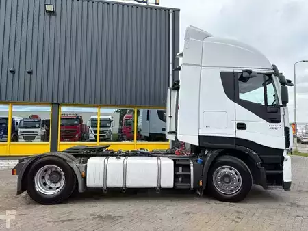 Camión 2017 Iveco Stralis 480 + RETARDER + EURO 6 + 484KM (4)