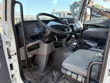 Lastbil 2003 Renault Premium + PALFINGER PK 10000. 2 X EXT. + REMOTE + 3 SIDE TIPPER (13)