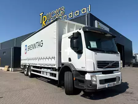 Náklaďák 2014 Volvo FE 300 + EURO 5 + 6X2 steering + MANUAL (1)