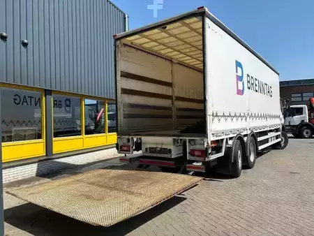 Náklaďák 2014 Volvo FE 300 + EURO 5 + 6X2 steering + MANUAL (4)