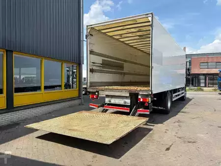 Náklaďák 2015 DAF LF 310 + 19T + DHOLLANDIA lift + EURO 6 + 8.21 meter box (6)