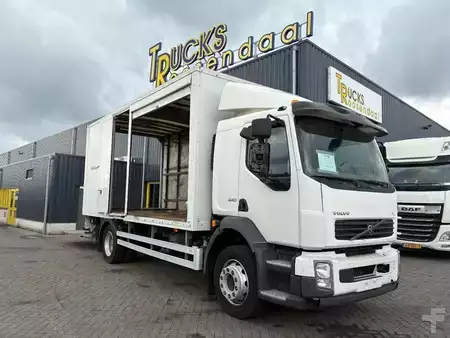 Náklaďák 2010 Volvo FL 12,240 + Leaf Suspension + Loadlift 2.5t + Low Mileage (1)