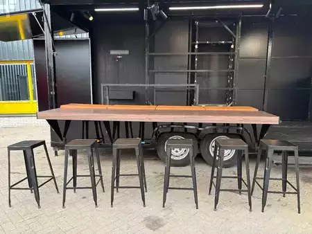 Náklaďák 2018 [div] JUMPER + SALES TRAILER / SHOWROOM + BAR/STAGE + 12,000 km (4)