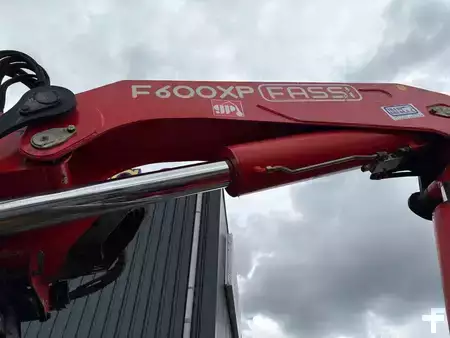 Lastbil 2001 Iveco EUROTRAKKER 60E35 + FASSI F 600 XP 6X EXT. + JIB 4X EXT. + REMOT (17)