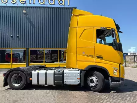 Caminhão 2022 Volvo FH 460 + euros 6 + 5x in stock + spoiler (4)