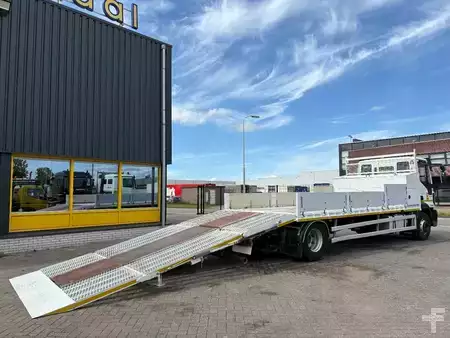 Lastbil 2019 Iveco Eurocargo 160 E 210 + HYDRAULIC RAMPS + 56415 KM + EURO 6 (2)