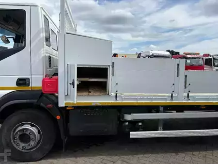 Lastbil 2019 Iveco Eurocargo 160 E 210 + HYDRAULIC RAMPS + 56415 KM + EURO 6 (8)