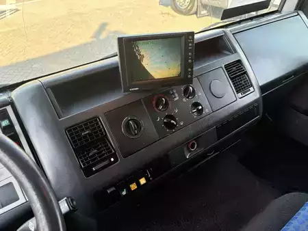 Camión 2001 MAN LE 170 C + Loadlift + Euro 3 (17)