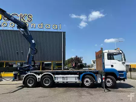 Caminhão 2006 MAN TGA 41.430 + HMF 4220 K4   4X EXT + JIB FJ 900   6 X EXT + 8X4 + (14)