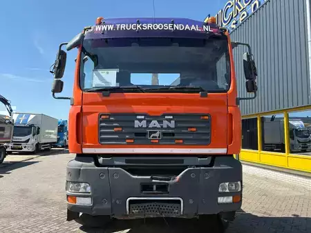 Camión 2007 MAN TGA 26.360 + 6X4 + HOOK ARM SYSTEM + MANUAL + BIG AXLES (16)