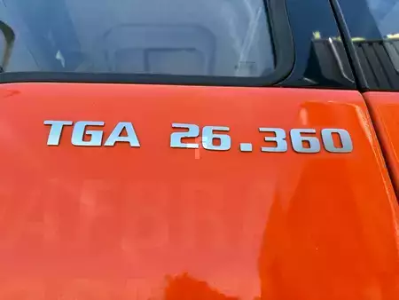 Camión 2007 MAN TGA 26.360 + 6X4 + HOOK ARM SYSTEM + MANUAL + BIG AXLES (6)