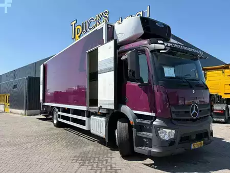 Camion 2015 Mercedes-Benz Antos 1924 + CARRIER SUPRA 1150 + 2 COMPARTMENTS + LOADFLIFT + E (1)