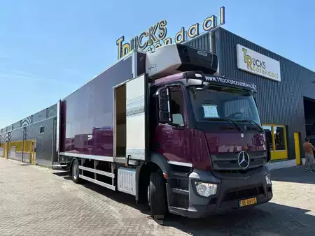 Caminhão 2013 Mercedes-Benz Antos 1924 + CARRIER SUPRA 950 + EURO 6 + LOADLIFT + 2 COMPARTME (1)