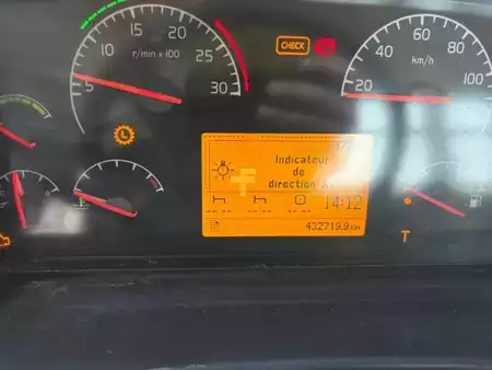 Caminhão 2008 Volvo FM 12,480 + 6X4 + manual + spring + retarder (16)