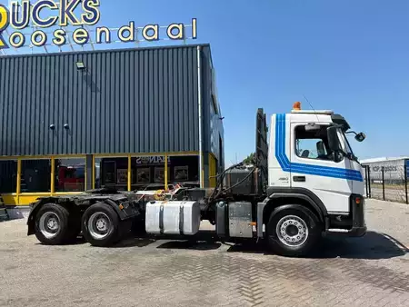 Caminhão 2008 Volvo FM 12,480 + 6X4 + manual + spring + retarder (2)