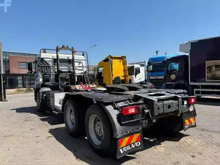 Caminhão 2008 Volvo FM 12,480 + 6X4 + manual + spring + retarder (7)