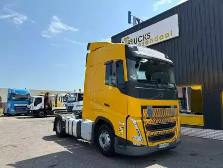 Truck 2022 Volvo FH 460 + SMARTTACHO + PERFECT CONDITION + SPOILERS + 5 IN STOCK (1)