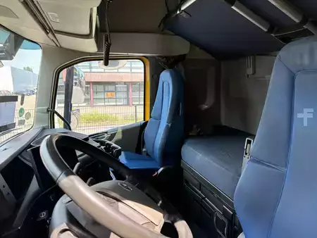 Truck 2022 Volvo FH 460 + SMARTTACHO + PERFECT CONDITION + SPOILERS + 5 IN STOCK (9)