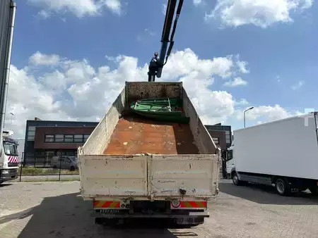 Náklaďák 2005 Volvo FM 12.380 + HMF 2220 K5 + 8X4 STEERING + TIPPER + REMOTE (6)