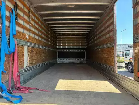 Náklaďák 2008 Volvo FM 310 + DHOLLANDIA LOADLIFT 3000 KG + SIDE DOOR + EURO 5 (9)