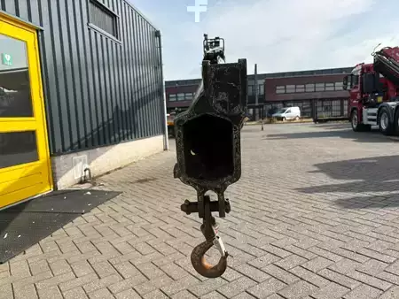 Lastebil 2010 MAN TGS 33,360 + EFFER 210/4S 4 X EXT. + JIB 2 S 2 X EXT + HOOK ARM (18)